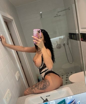 Мари, 24 года, 2 размер груди